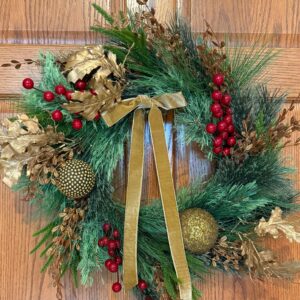 Winter Wreath with Gold Leaves